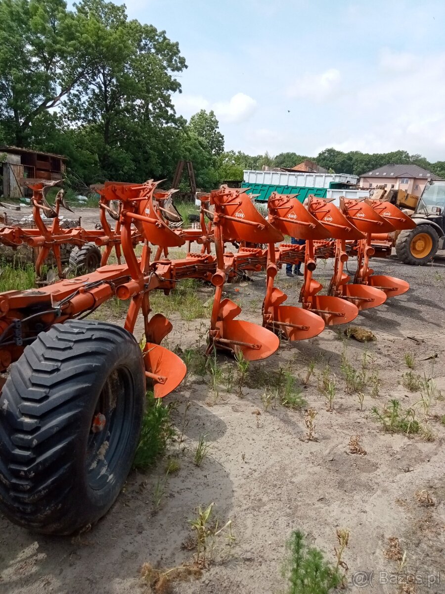 Sprzedam Pług Kuhn 8 skib - 2