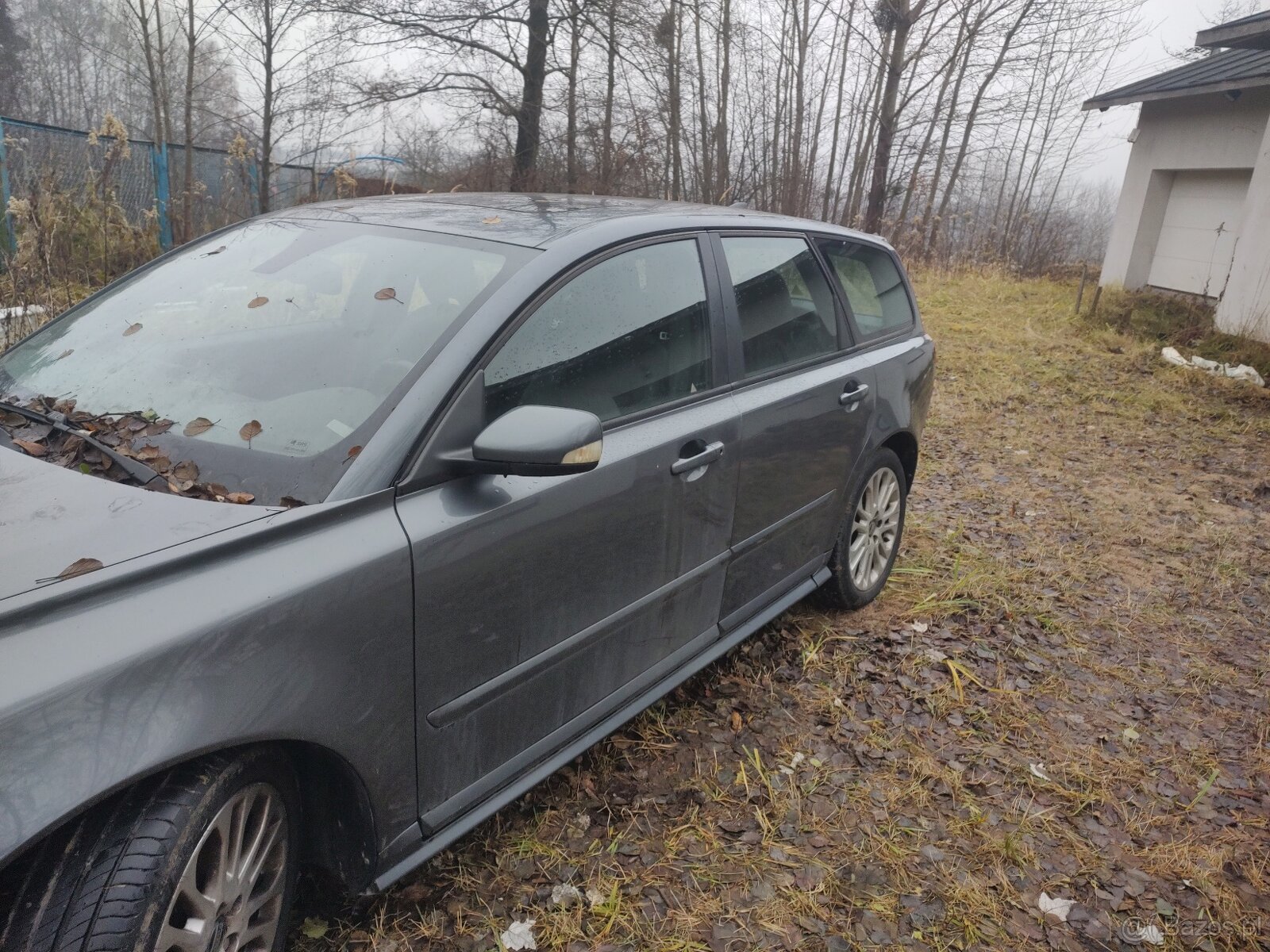 Sprzedam samochód marki Volvo v50 - 2
