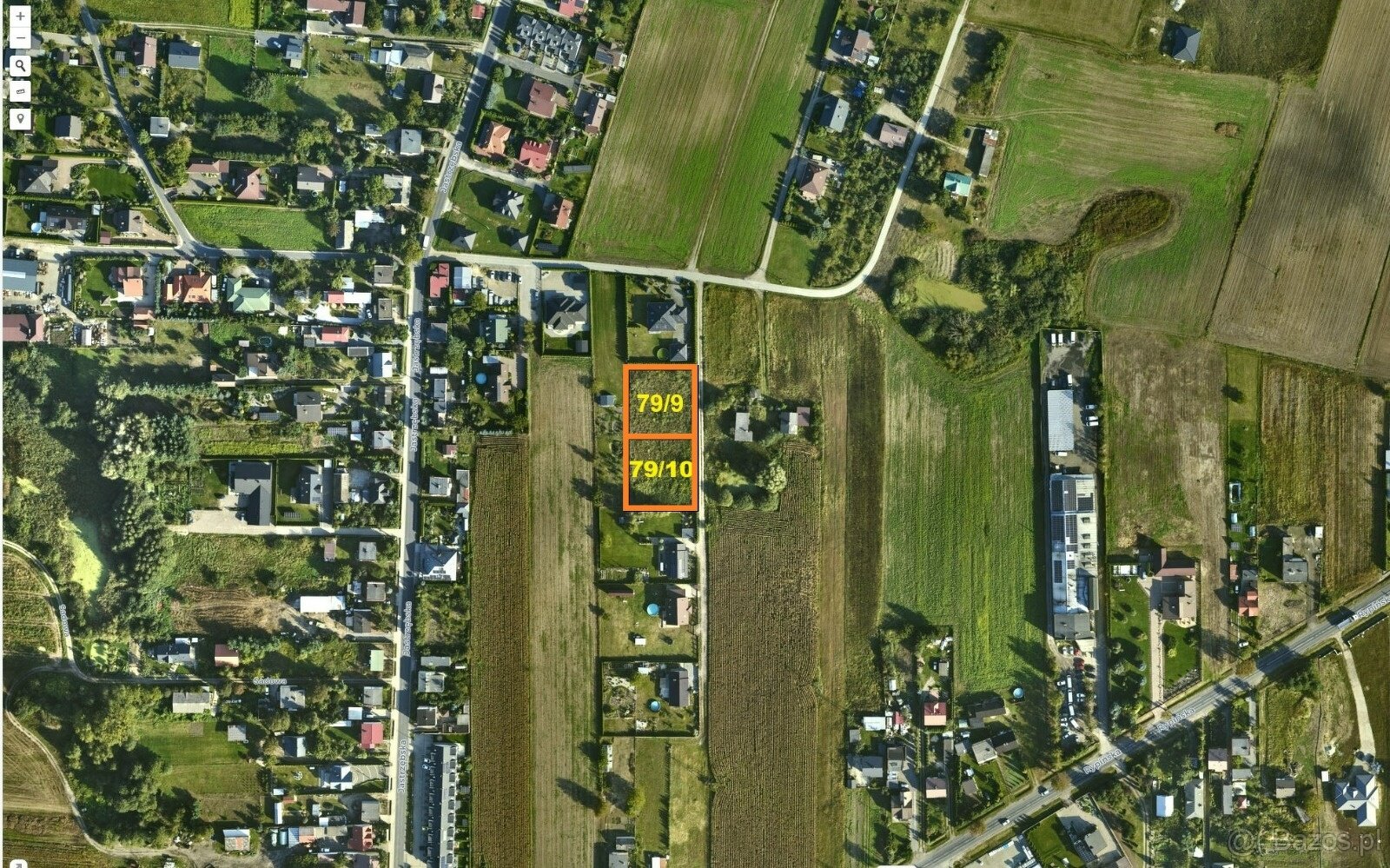 Działka budowlana 1300m2, WZ bezterm., Media, Kolej, Miasto. - 2
