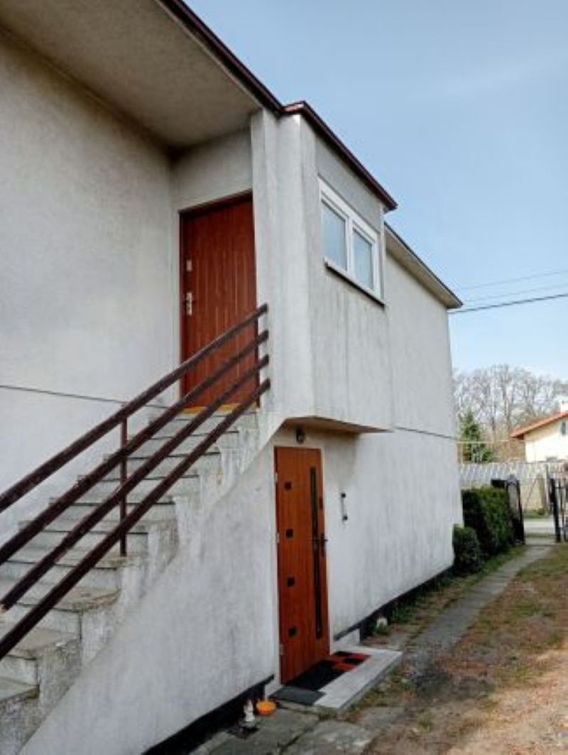 Sprzedam dom wolnostojący,130 m2 w Pabianicach pod Łodzią - 2