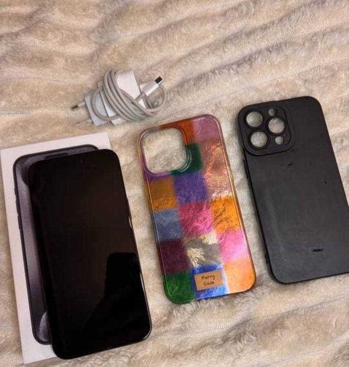 iPhone 15 pro max - 2