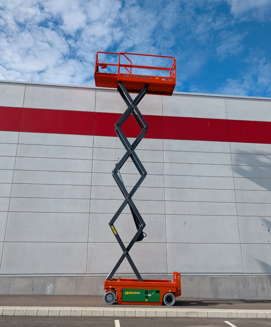 Sprzedam podnośnik nożycowy Dingli rok 2022 - 2