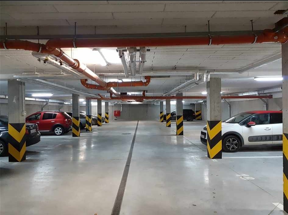 Miejsca postojowe w hali Garażowej - Nowa Cukrownia 11 - 2