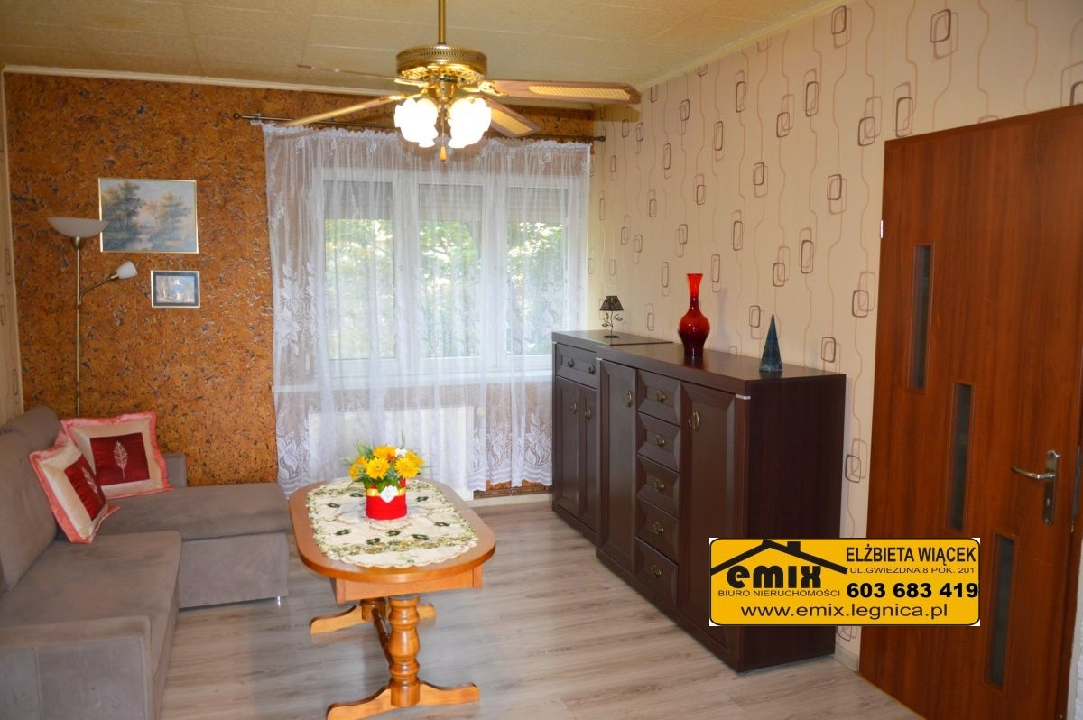 2 pokojowe mieszkanie na II piętrze - Legnica - 2