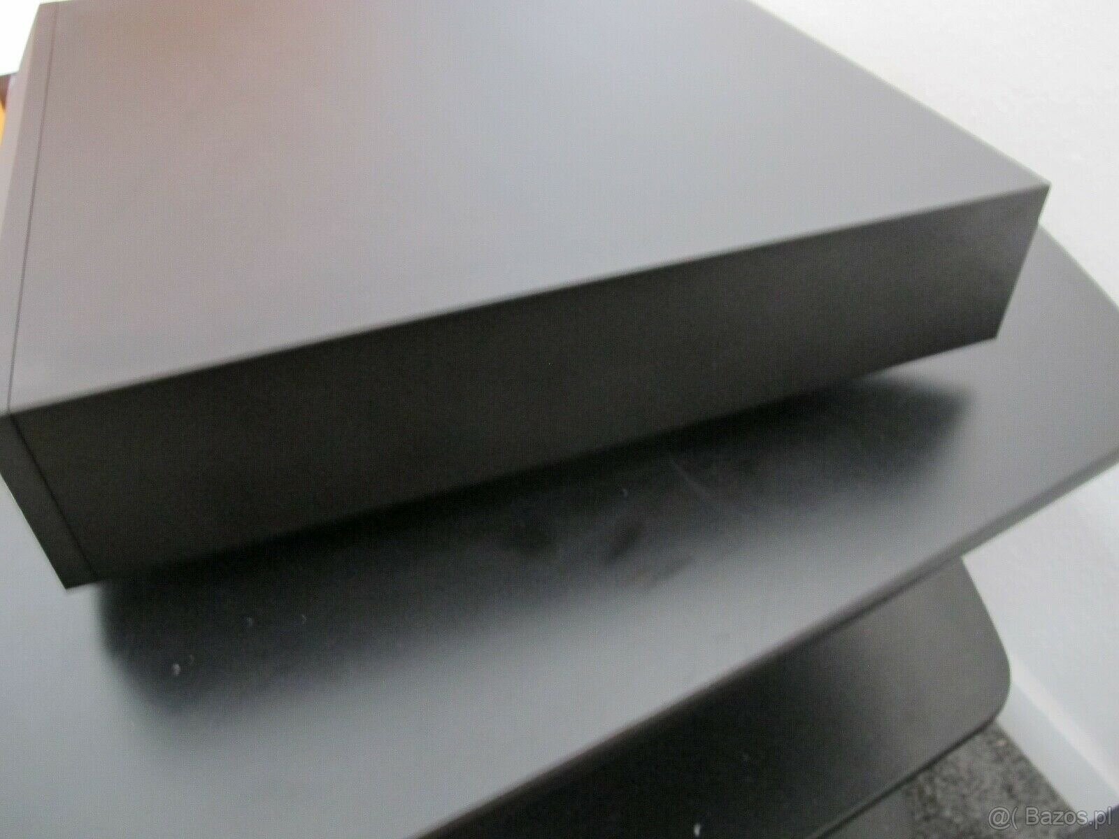 Linn 530 Speakers & Hub & Akurate DSM - Price: 3500 EUR - 2