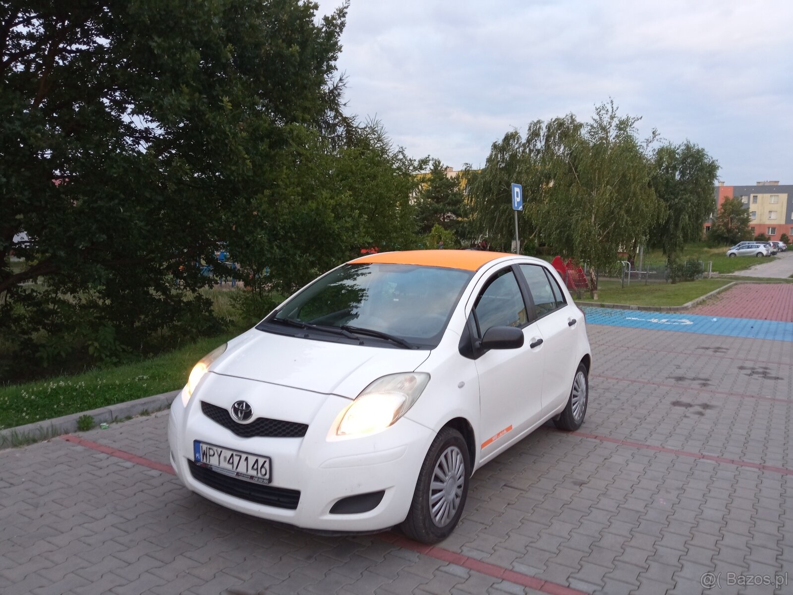 Sprzedam Toyota Yaris - 2