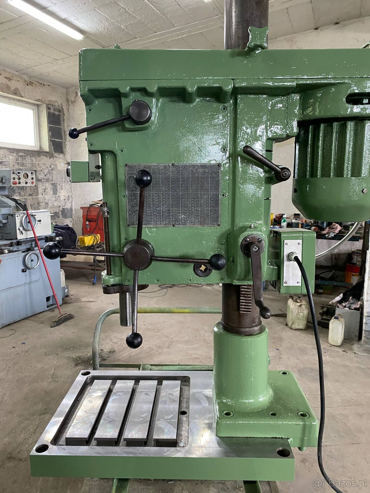 Wiertarka stołowa z posuwem - 2
