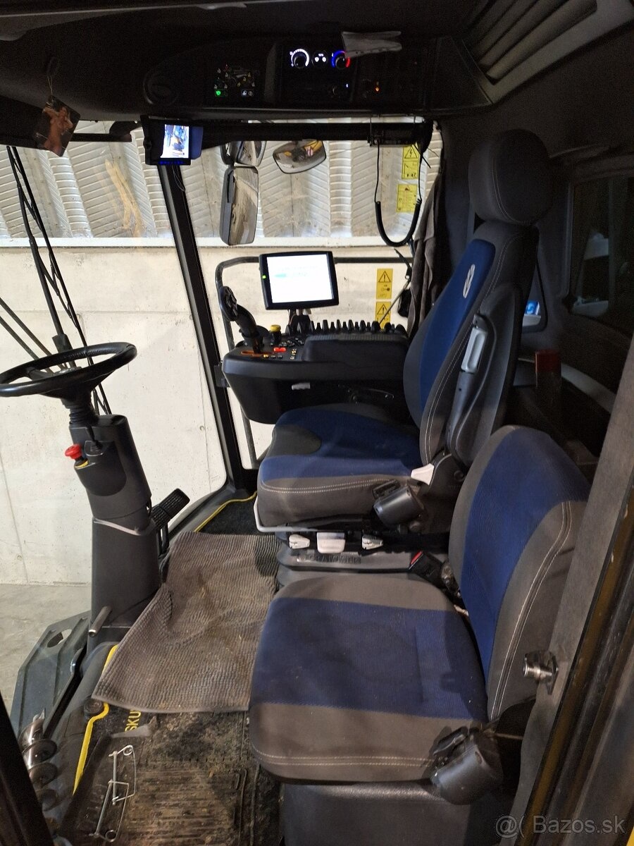 Sprzedam kombajn zbożowy New Holland CR 9.90. - 2