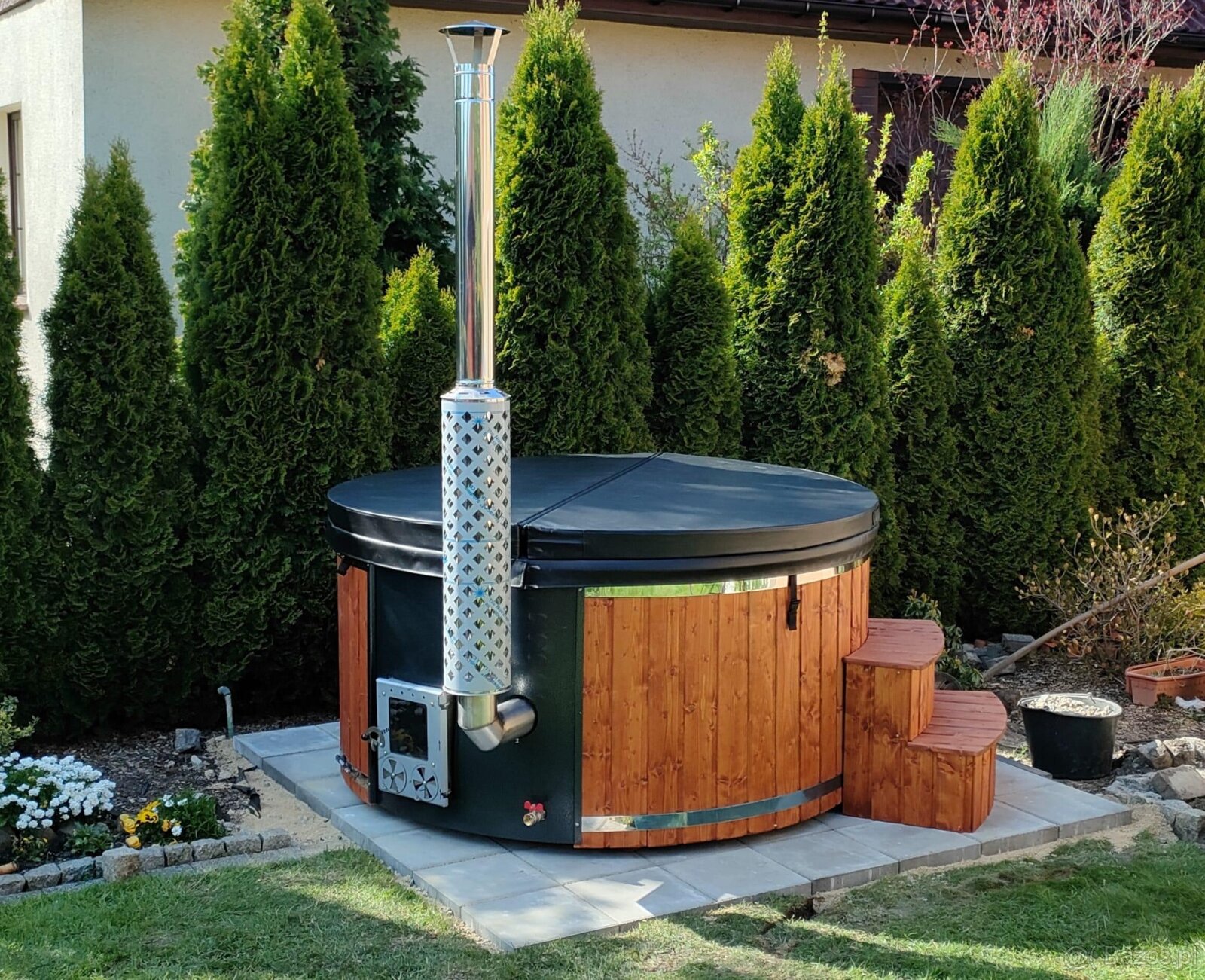 Balie ogrodowe z piecem na drewno, jacuzzi ogrodowe - 2