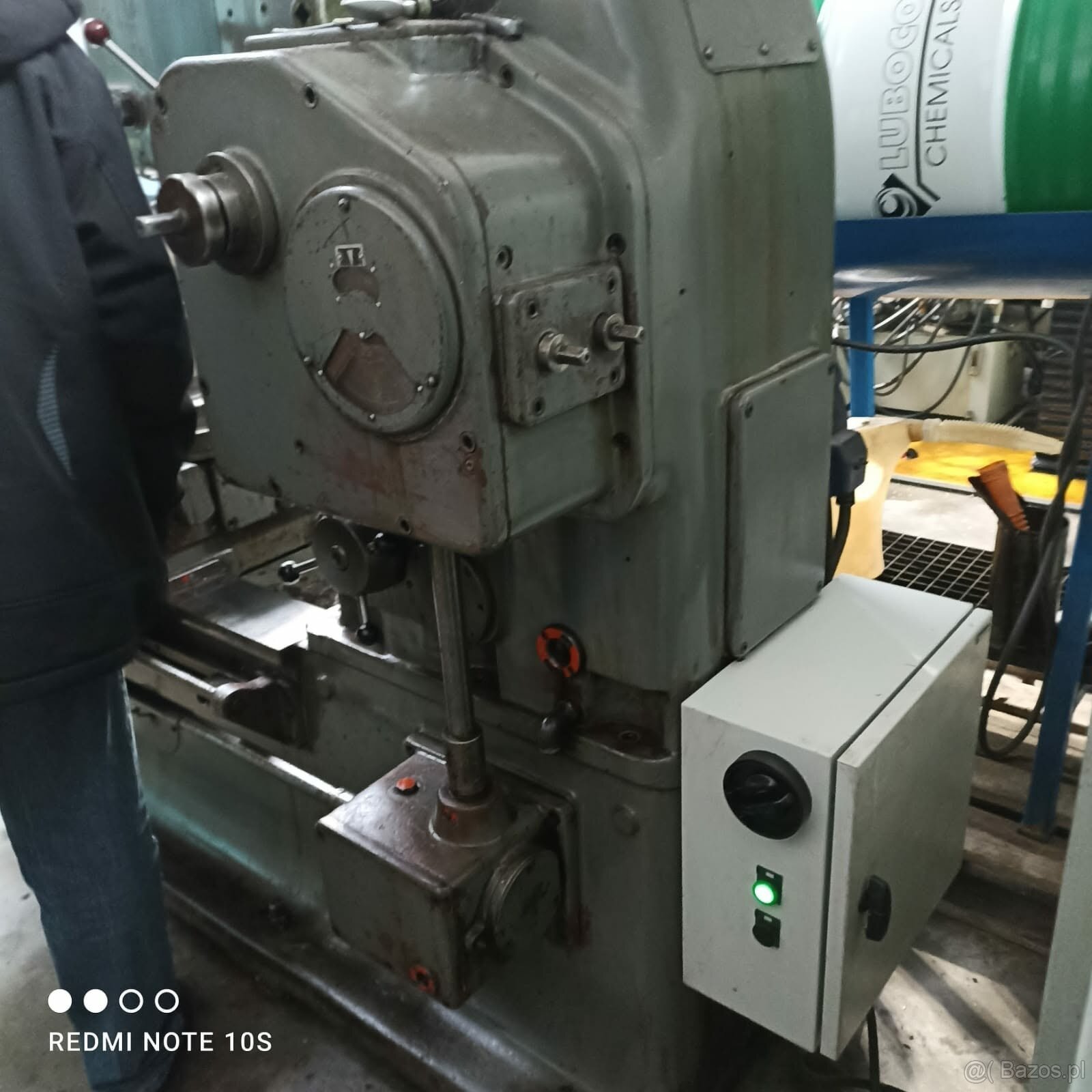 Dlutownica pionowa TOS HOV25 - 2