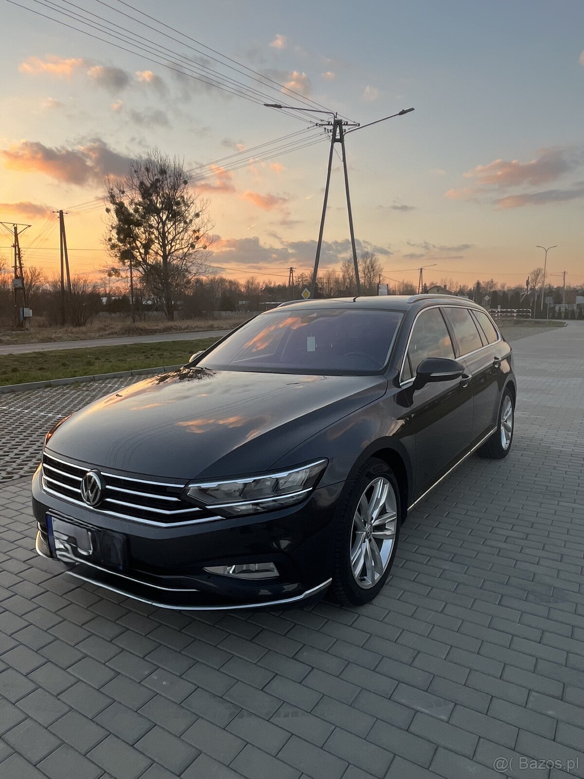 Sprzedam Volkswagen Passat 2.0 TDI SCR DSG7 Elegance Lift Mo - 2