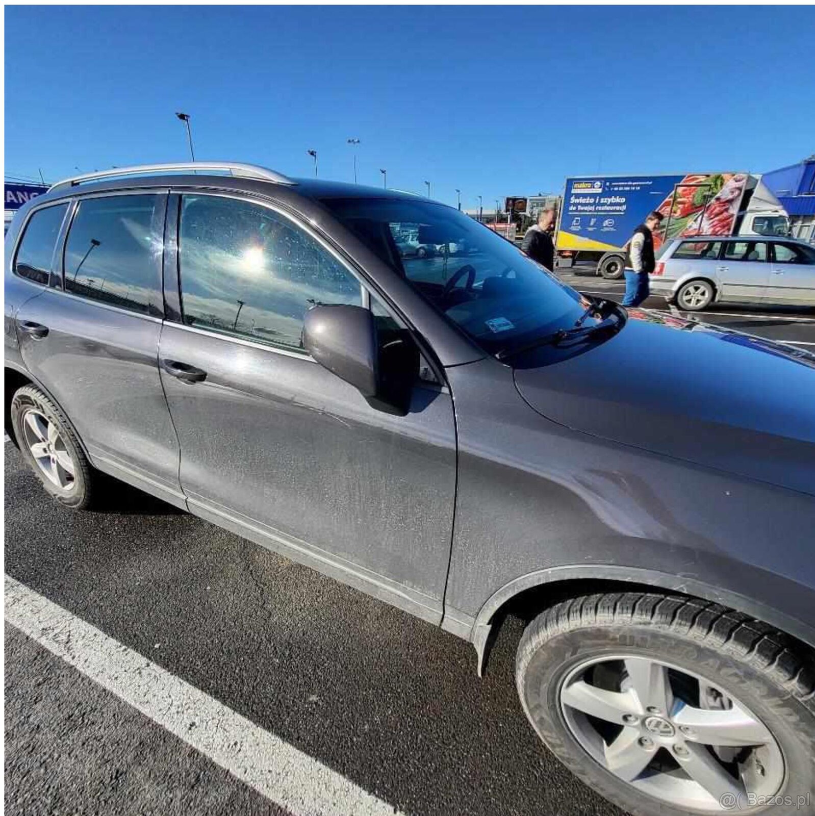 Sprzedaż samochodu osobowego Volkswagen Touareg - 2