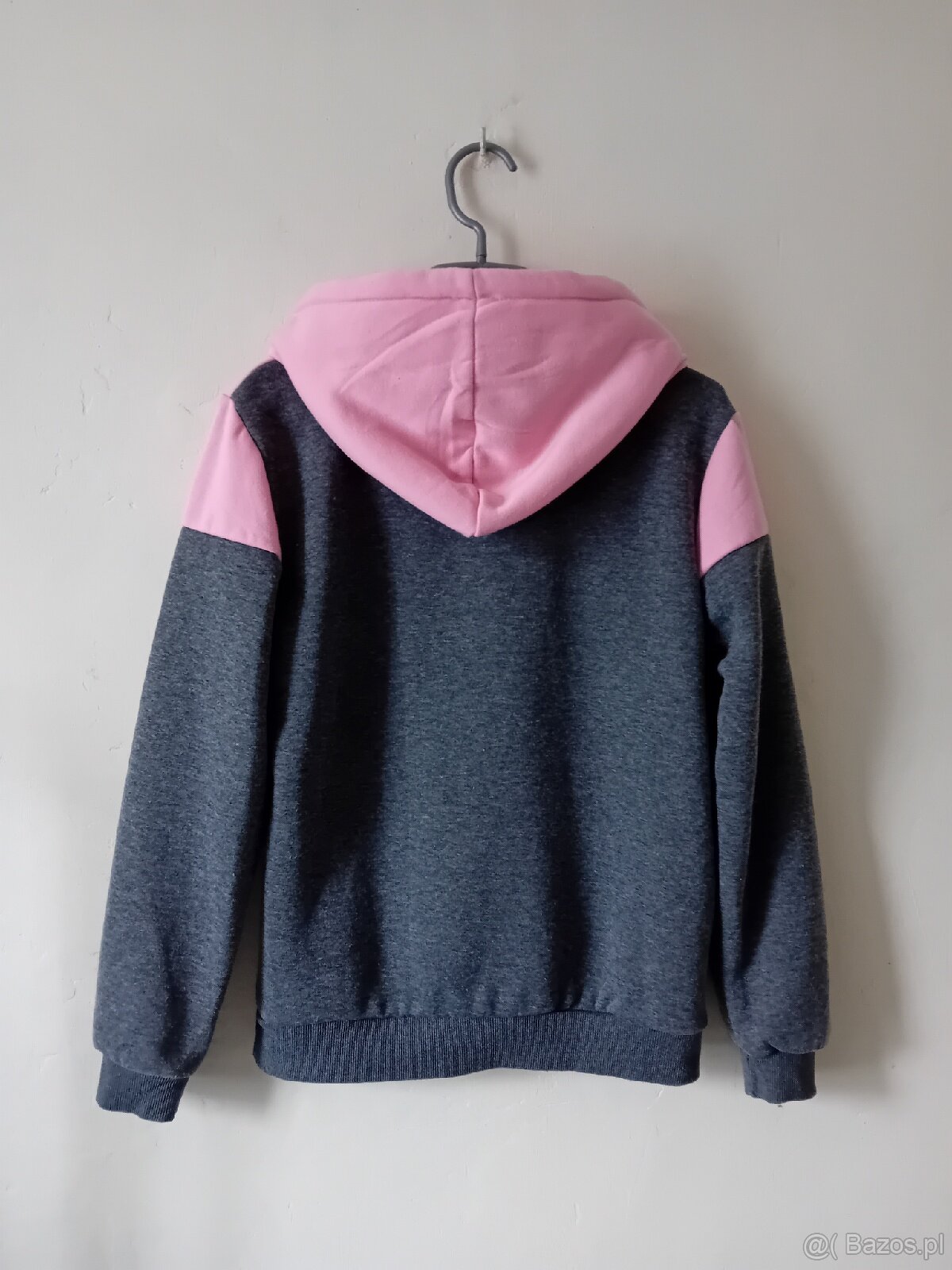 Bluza z kapturem - 2