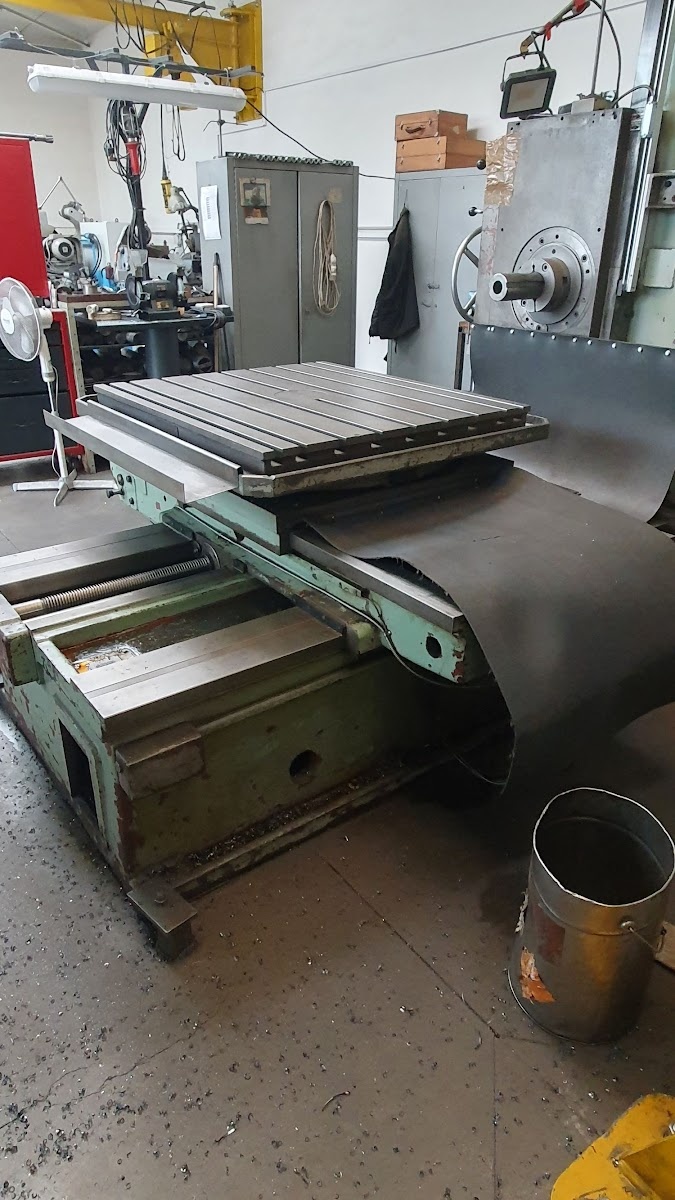 TOS W 9 Wytaczarka / Stołowa - 2