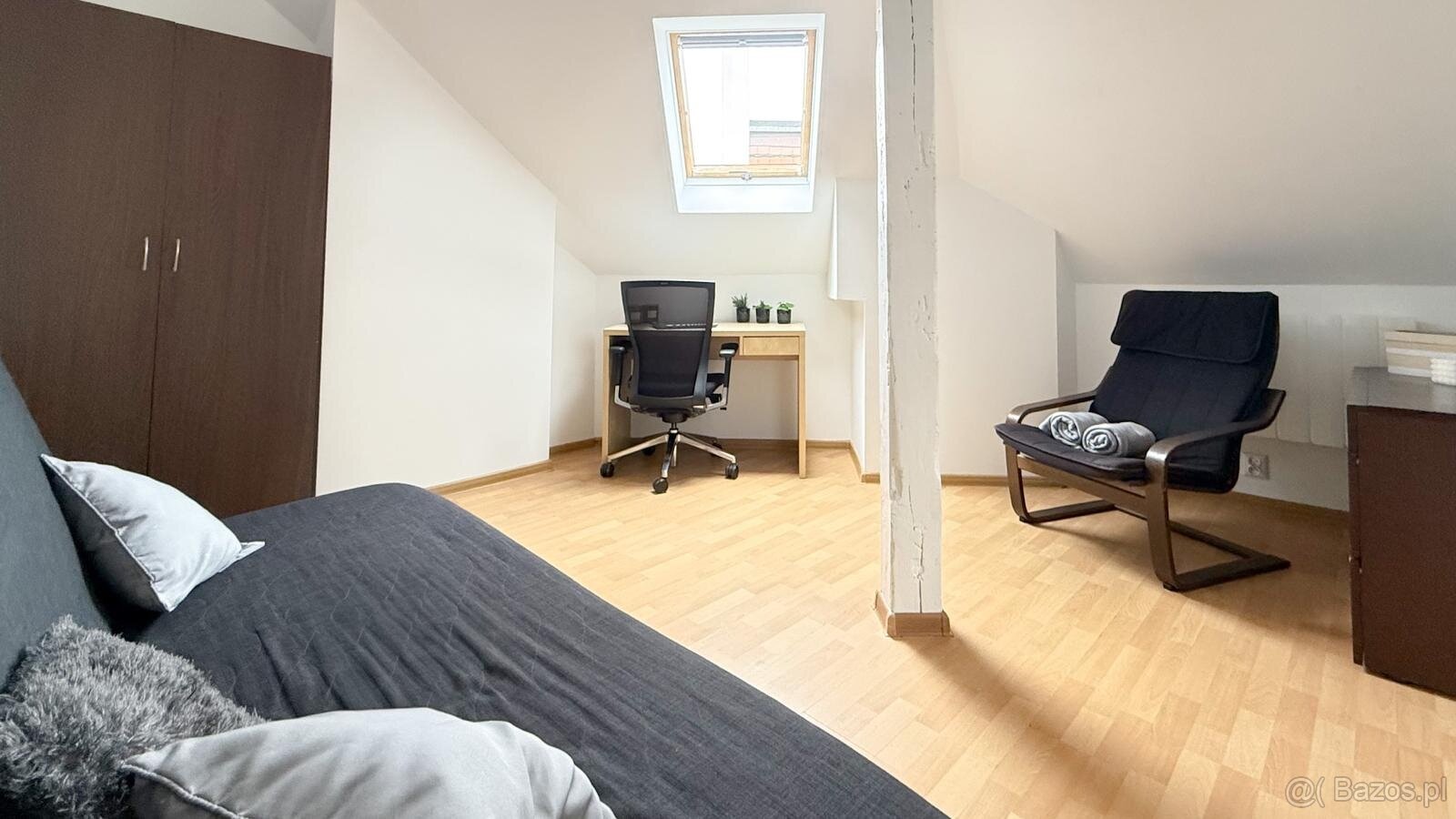 Na sprzedaż kawalerka na Wildzie tuż koło przystanku - 2