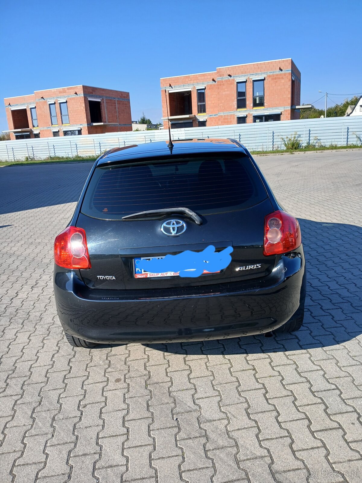Sprzedam toyotę ayris1 - 2