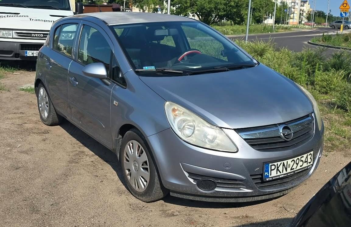 Opel Corsa D 1.2 16V Cosmo - 2