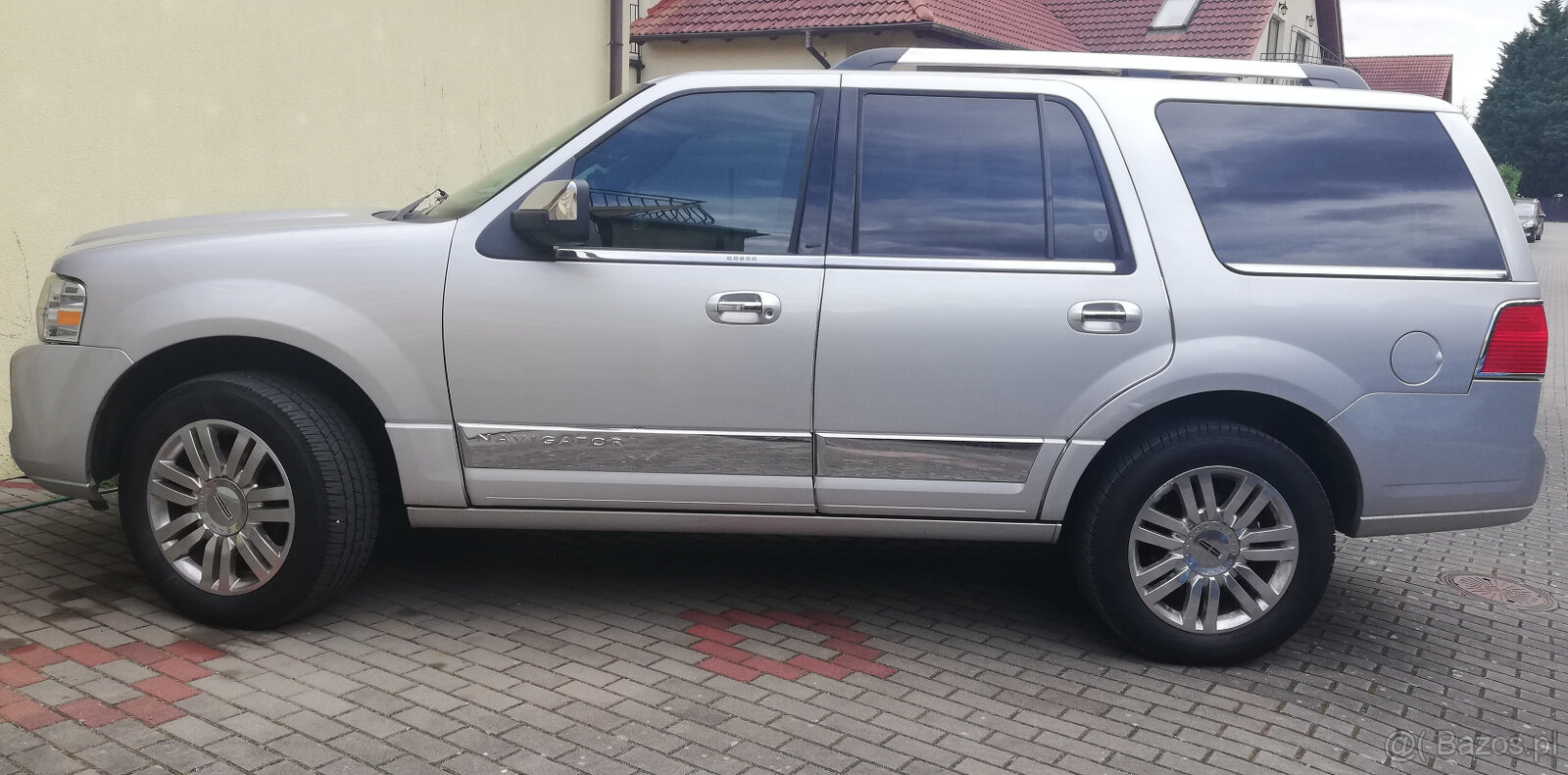 Lincoln Navigator 5,4 l, 4x4, 2012r. automat - 2