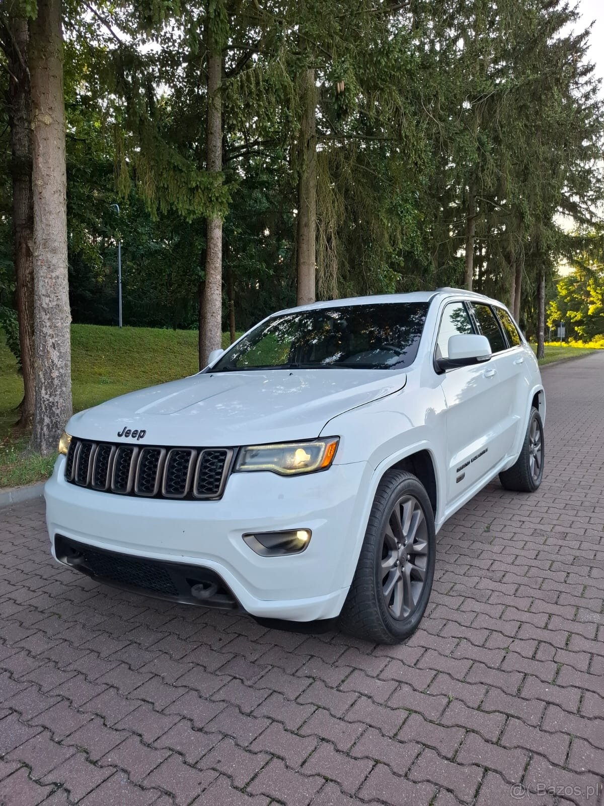 Jeep Grand Cherokee LIMITED 5.7 HEMI - 2