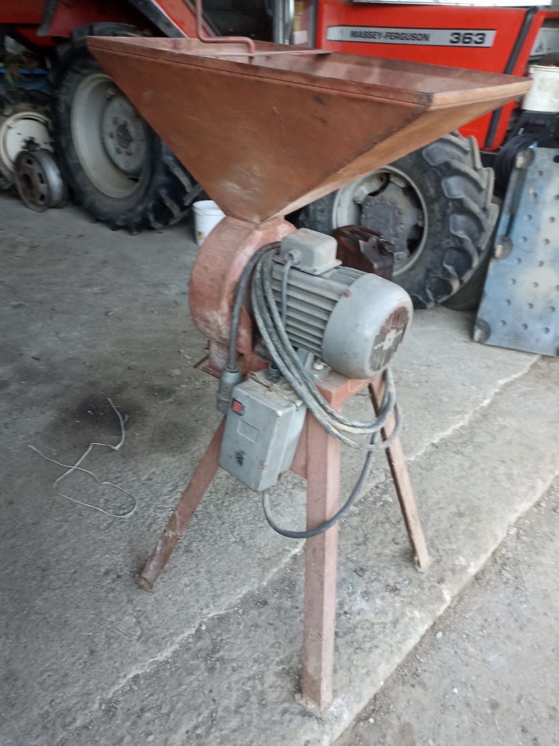 Śrutownik do zboża 3kW - 2