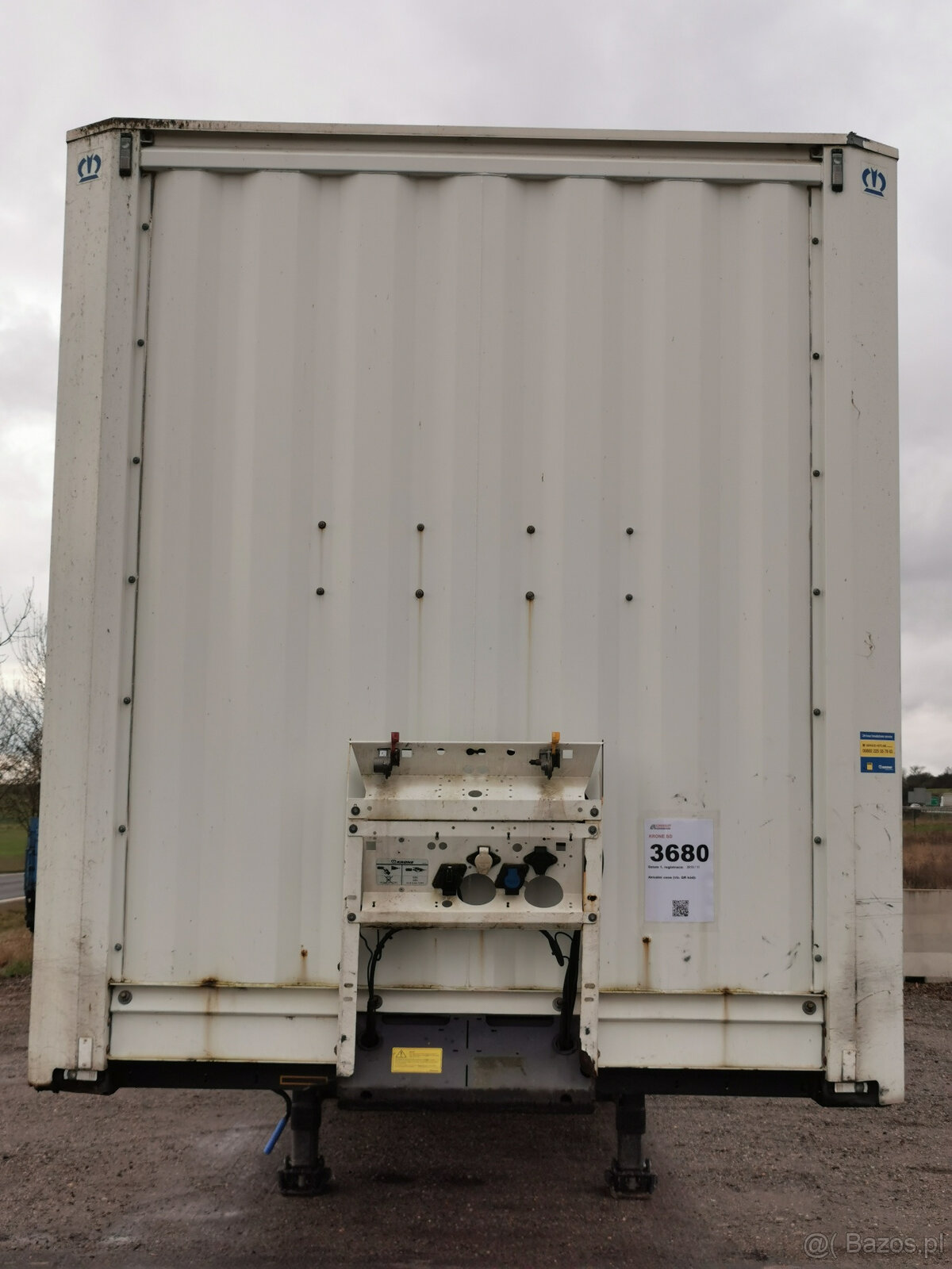 Sprzedam naczepę skrzyniową KRONE SD - USZKODZONĄ - 2