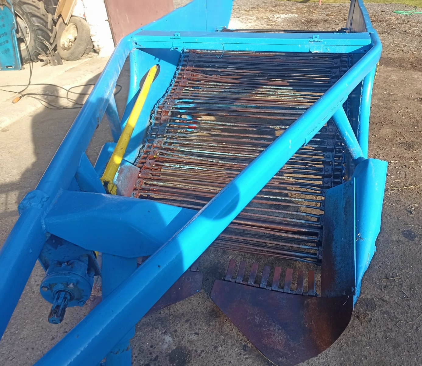 Kopaczka do ziemniaków elewatorowa 2-rzędowa Agromet - 2