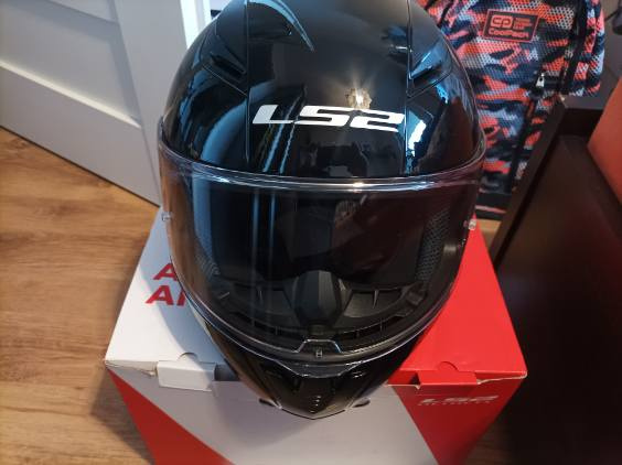 Sprzedam -KASK -REKAWICE -POKROWIEC -od 60-240zl - 2