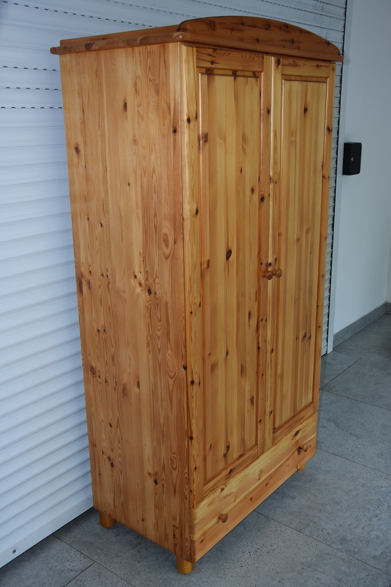 szafa z drewna sosnowego - jak nowa - 2