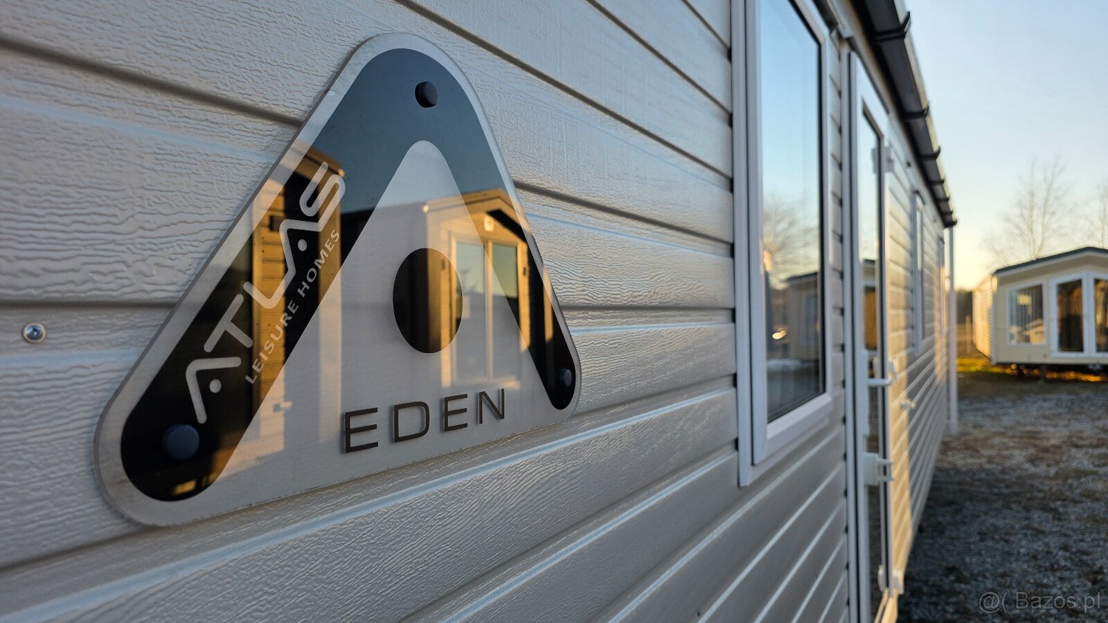 Domek całoroczny POWYSTAWOWY ATLAS EDEN A1736 - 2