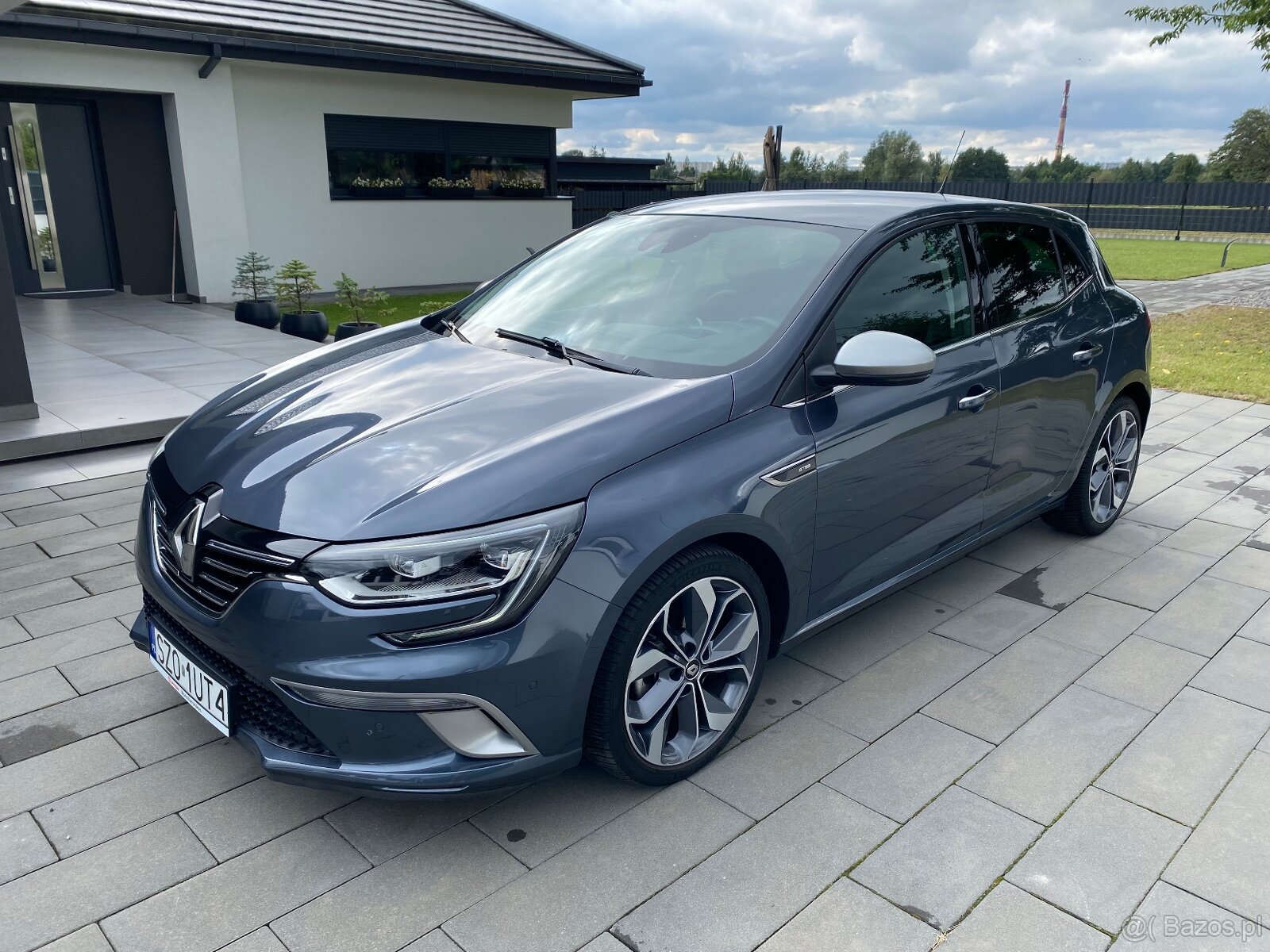 Megane iv gt-linie niski przebieg bogato wyposażony - 2