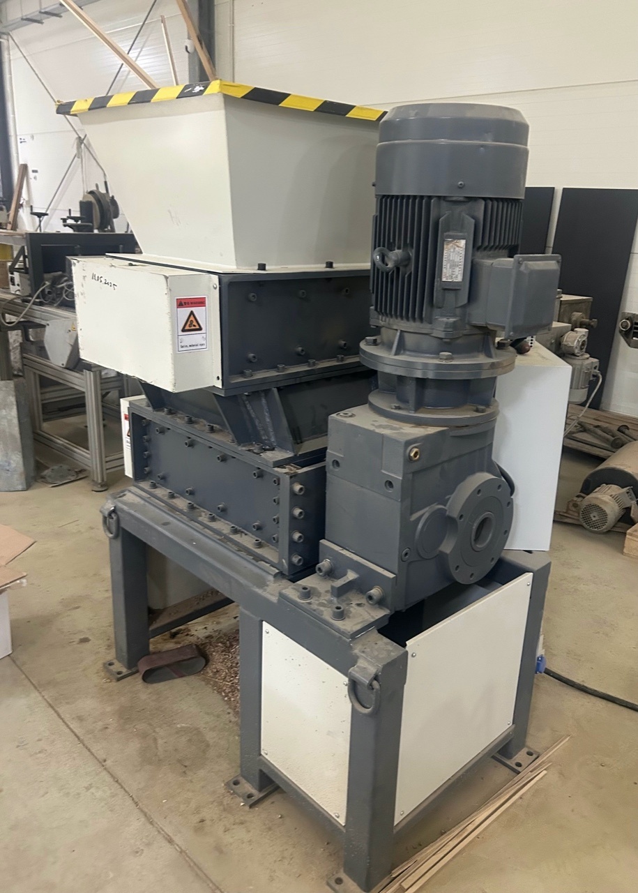 Rębak - rok 2025 (praktycznie nie używany) - 2