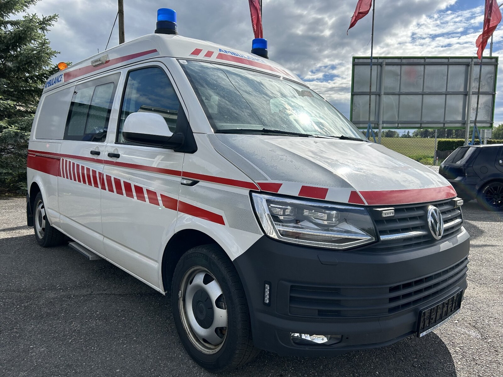 VW T6 2.0 TDI Ambulans / Karetka DSG - 2