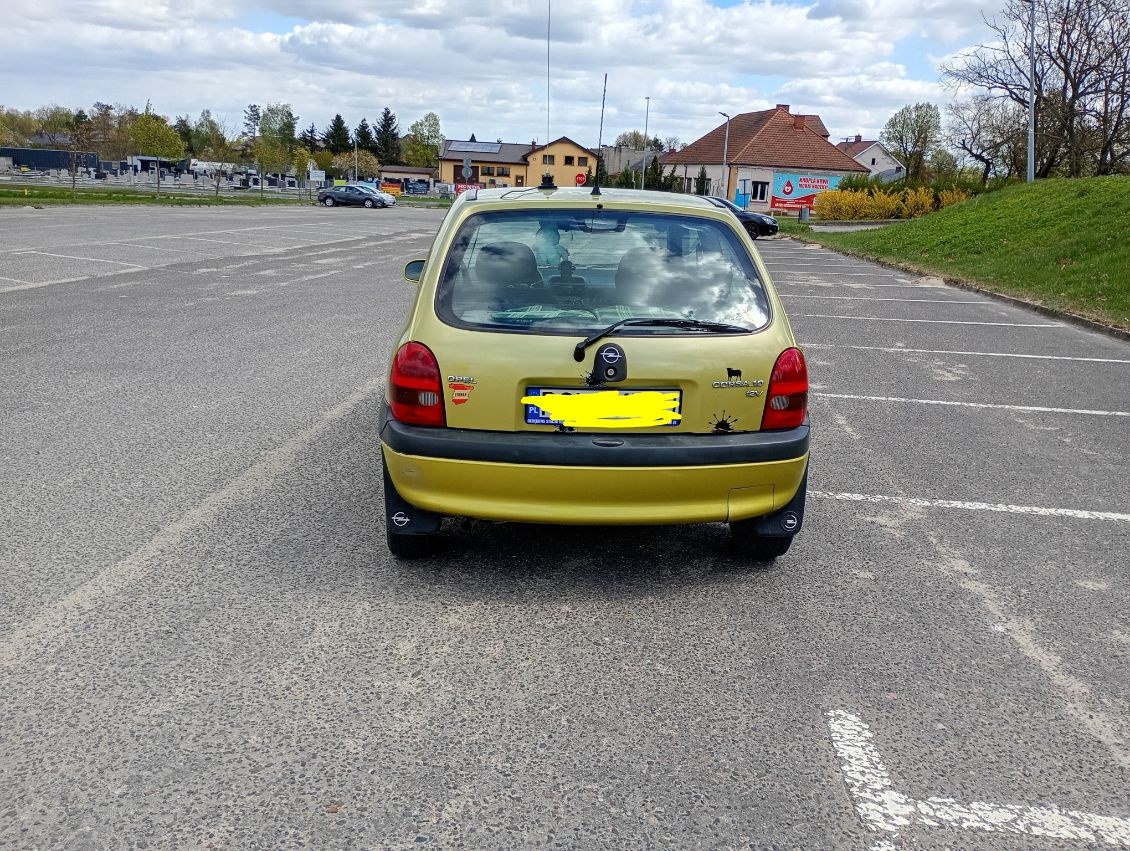 Opel corsa - 2