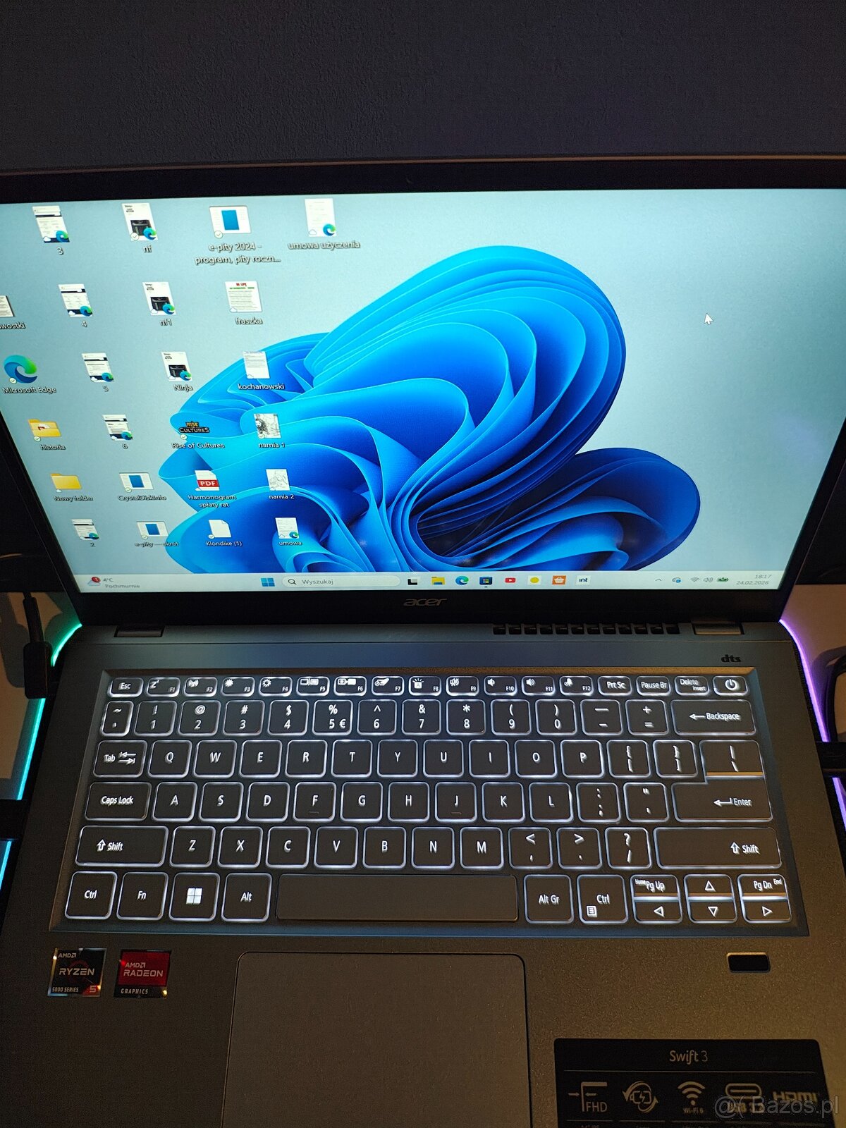 Sprzedam Laptop Acer Swift 3 Srebrny - 2