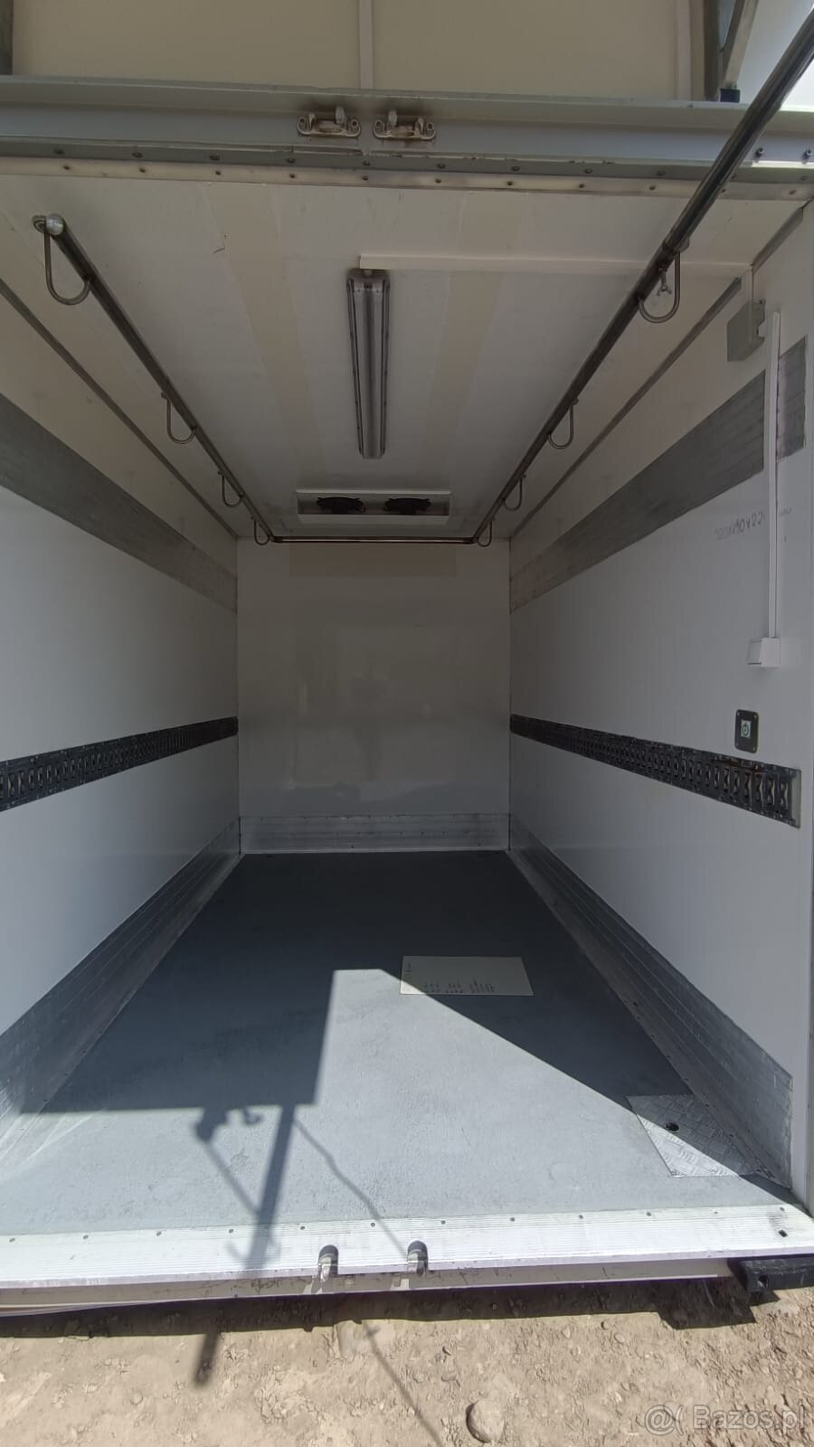 Chłodnia na Dziki /Chłodnia na zwierzynę / Chłodnia dla myśl - 2