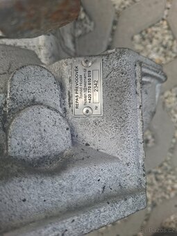 Skrzynia biegów repasująca Transporter T5 1,9 tdi - 2