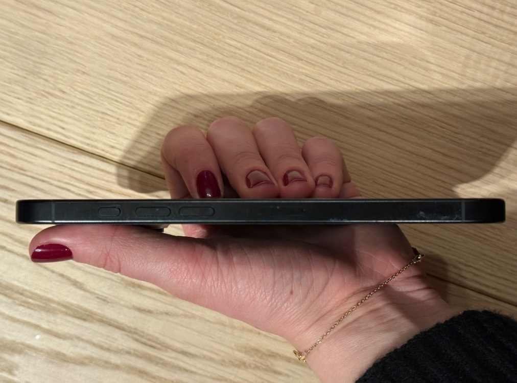 Sprzedam iPhone 16 Pro Max 512GB - czarny - 2