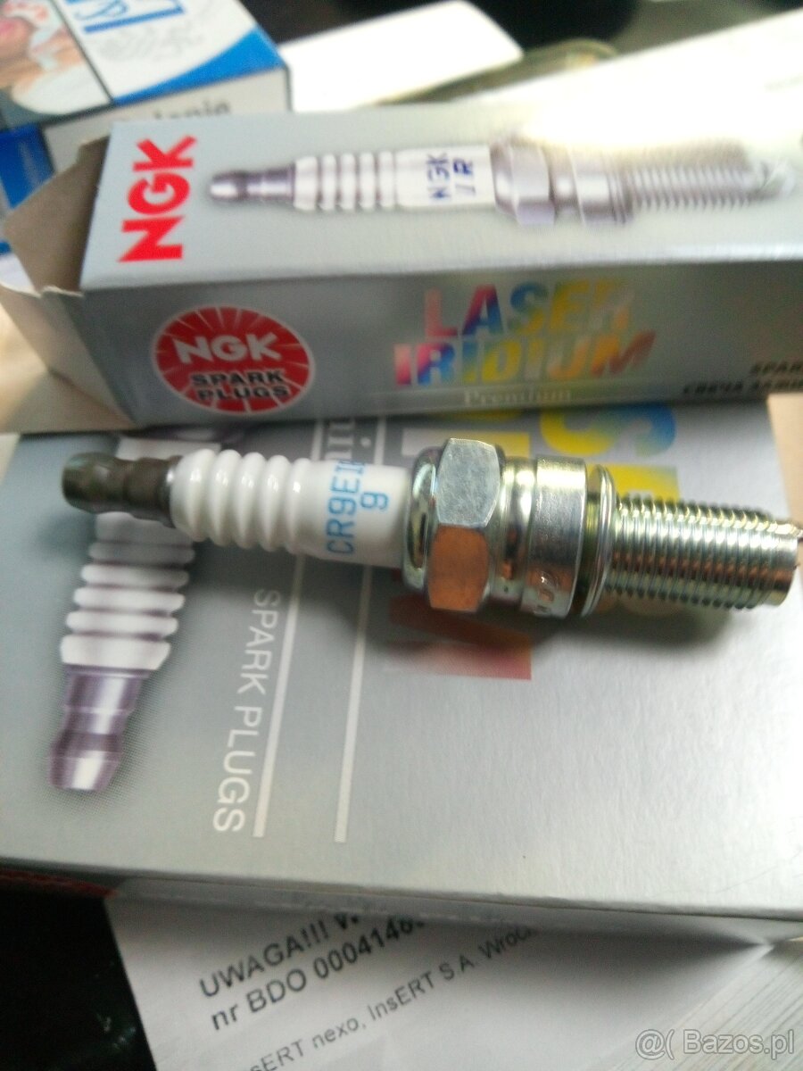 CR9EIB-9 świeca zapłonowa NGK - 2