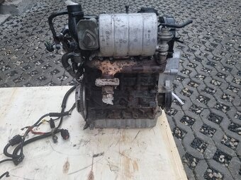 Silnik 1,9 SDI 47kw kompletny silnik 148.000km - - 2