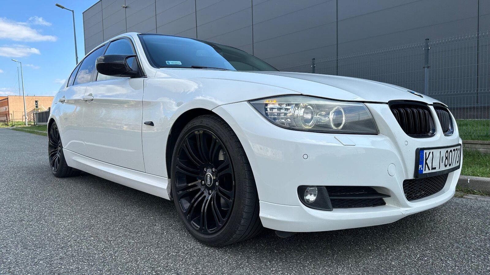 BMW E90 320D 2010r - 2