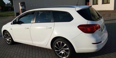 Opel Astra J Lift 1.4 ecoFLEX - 2