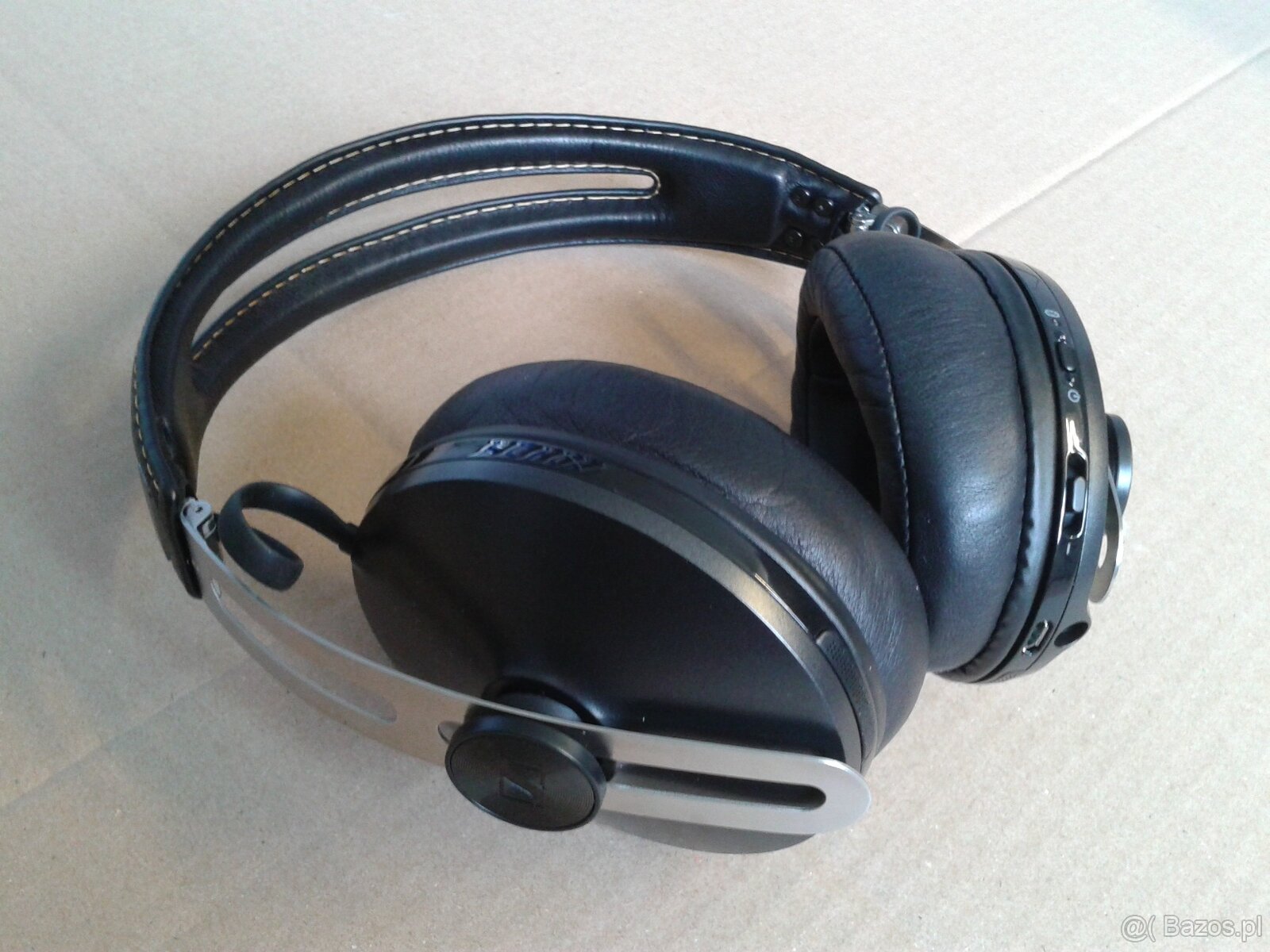 Nowe słuchawki bezprzewodowe Sennheiser Momentum 2 - 2