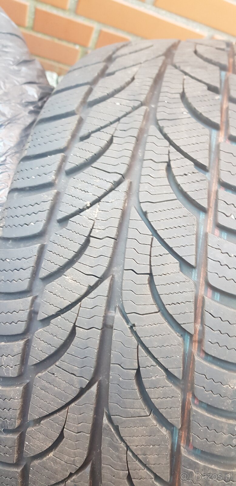 Sprzedam opony wraz z felgami stalowymi - 2