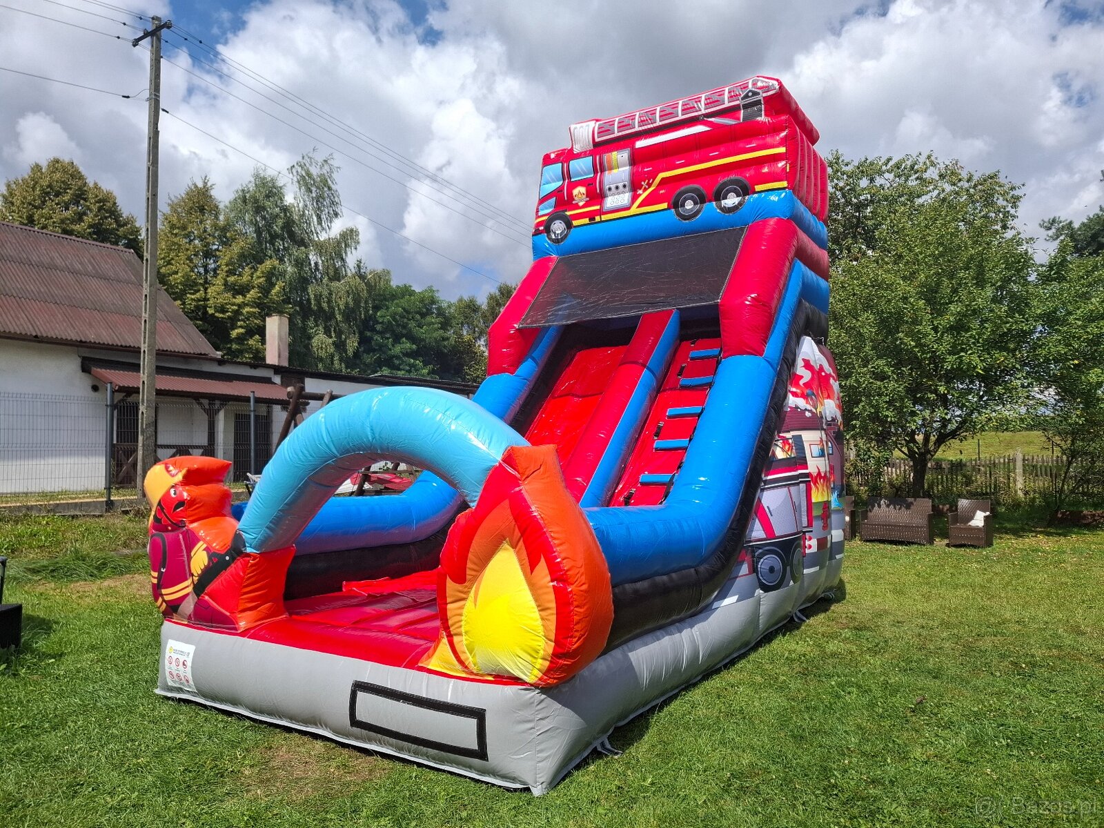 Dmuchana zjeżdżalnia place zabaw tory przeszkód zamki - 2