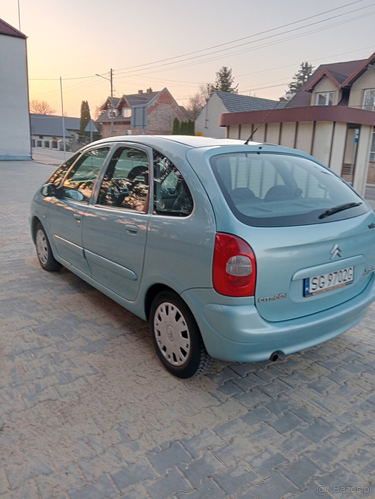 Samochód osobowy - 2