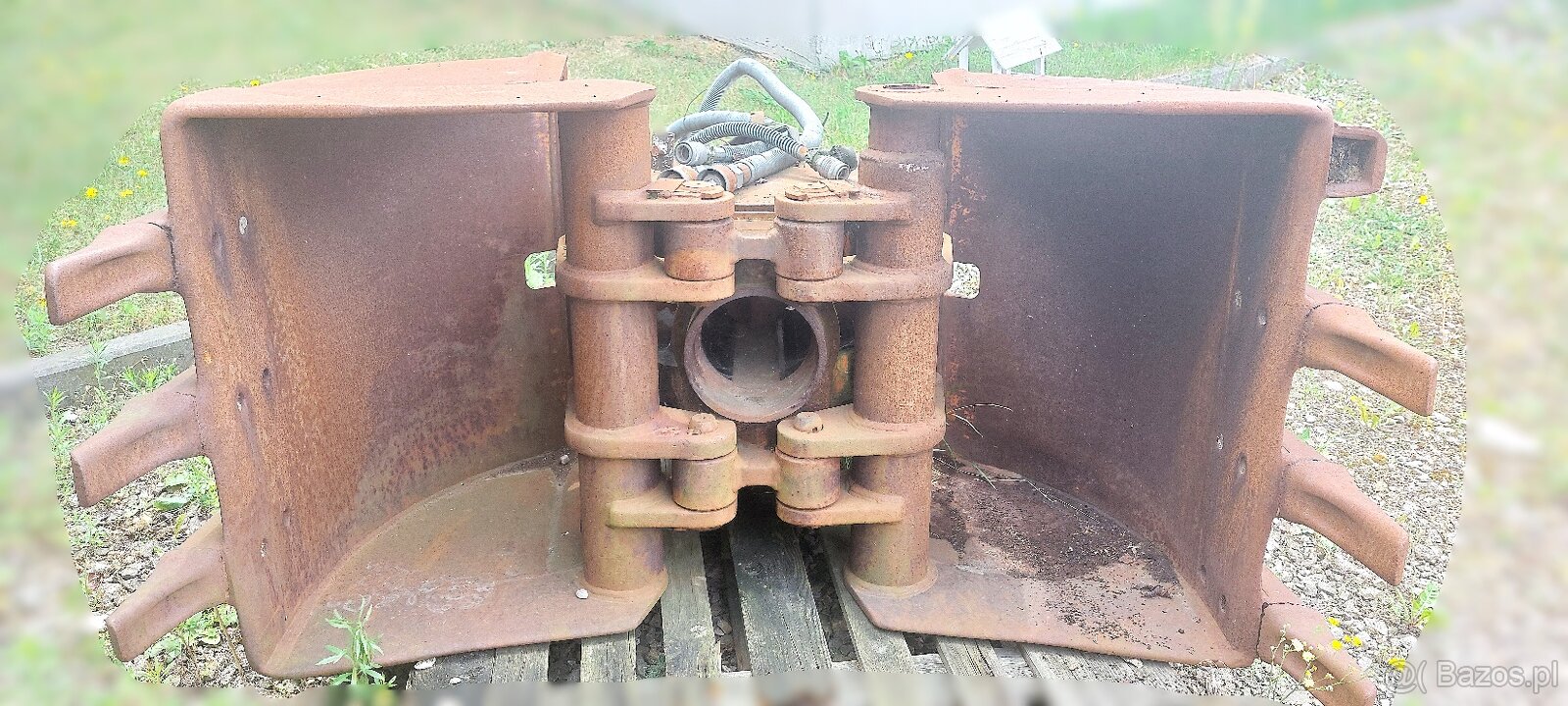 Hydrauliczny chwytak dwuszczękowy - 2