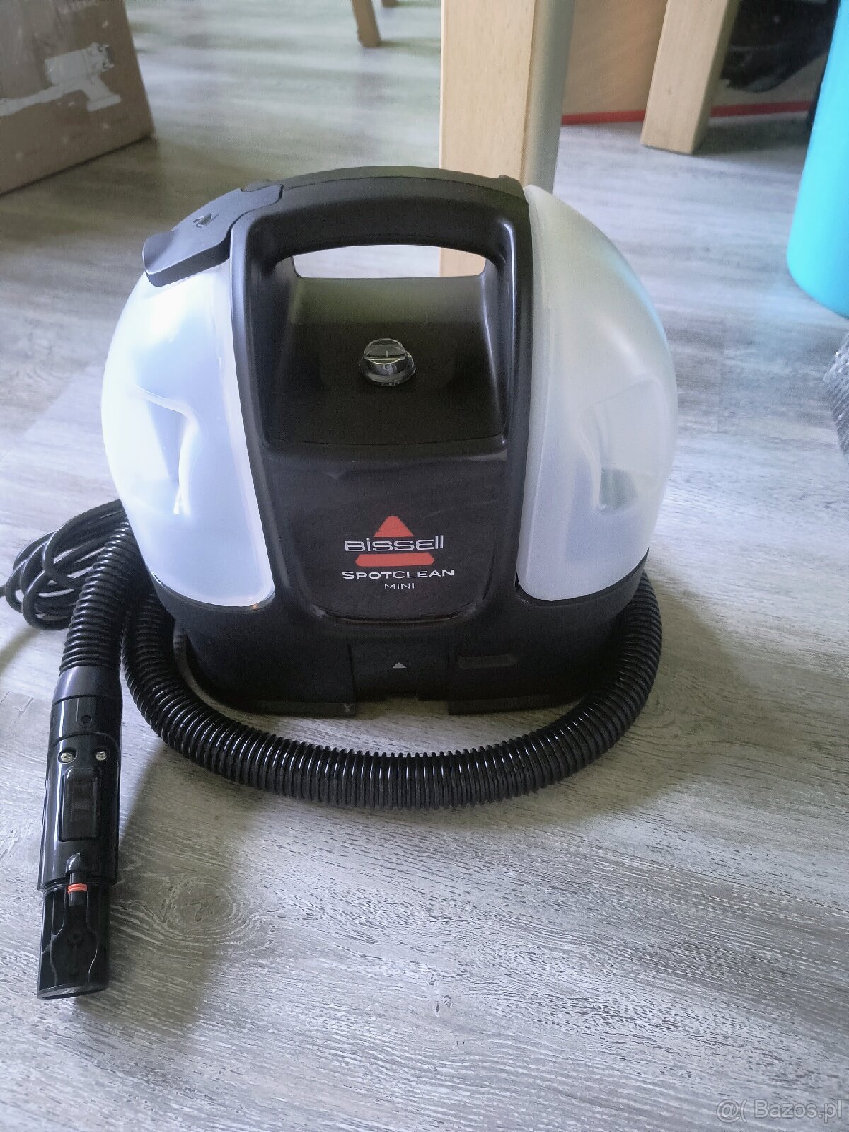 Przenośny odkurzacz piorący Bissell SpotClean Mini. - 2