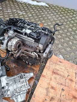 Silnik 1,6 tdi 77kw Typ: CAYC Dily z silników - - 2