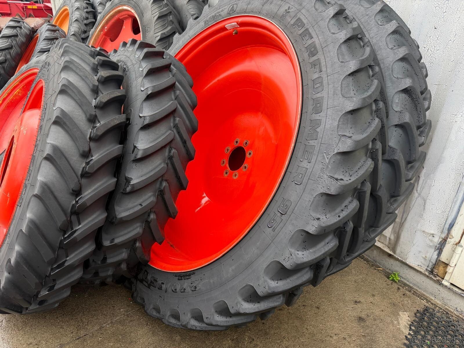 Koła wąskie do ciągnika Claas 3 komplety ceny od 7000 zł. Lo - 20