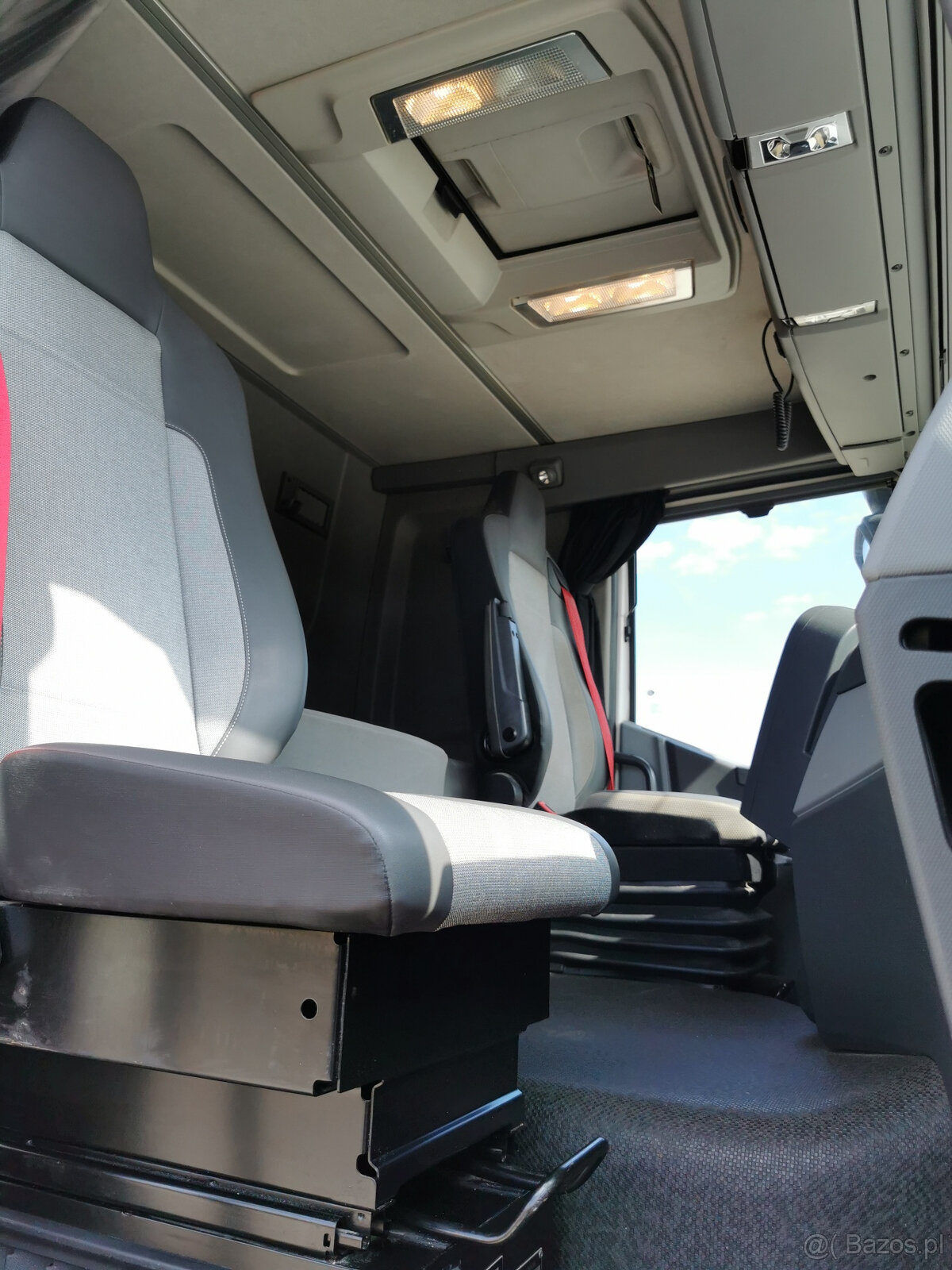 Sprzedam ciągnik siodłowy RENAULT C 520 DTI 13 E6 z hydr. - 20